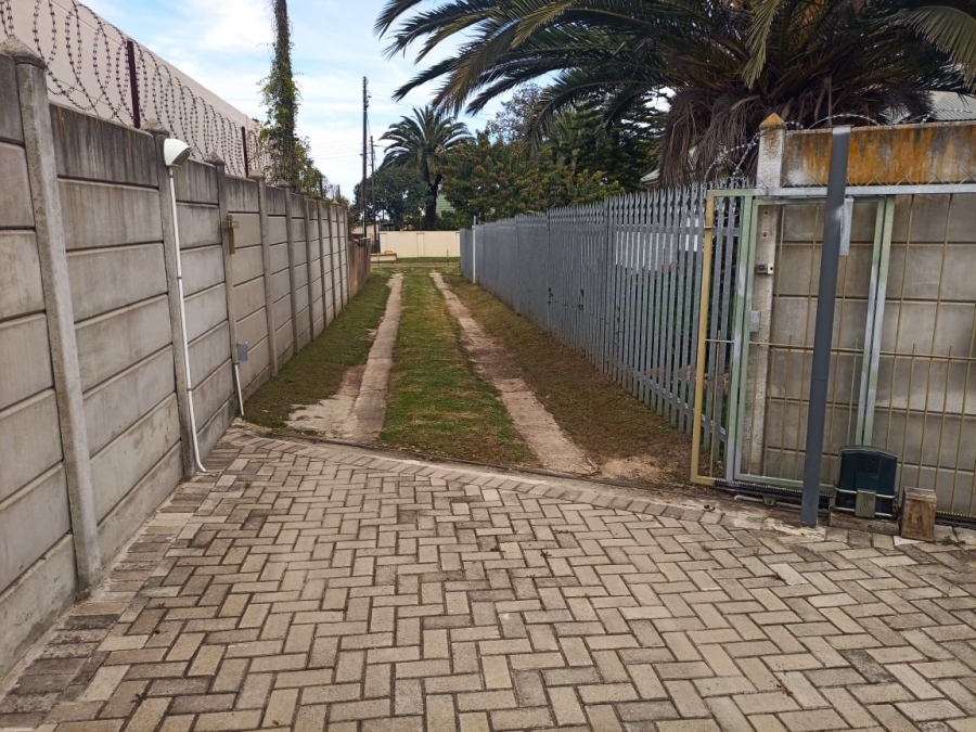2 Bedroom Property for Sale in Humansdorp Eastern Cape